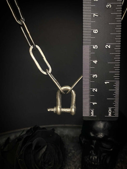 Collar Eslabones Broken